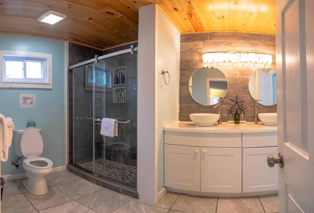 Elegant Jacuzzi Suite Hancock Eksteriør billede